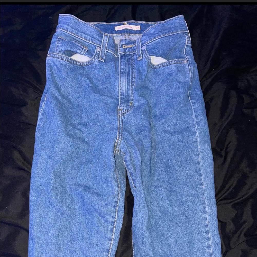 Levi Strauss & Co